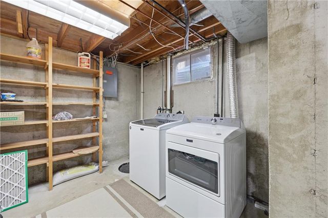 131 SW Donovan Road, Lee's Summit, MO 64063