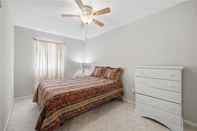131 SW Donovan Road, Lee's Summit, MO 64063