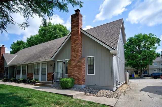 131 SW Donovan Road, Lee's Summit, MO 64063