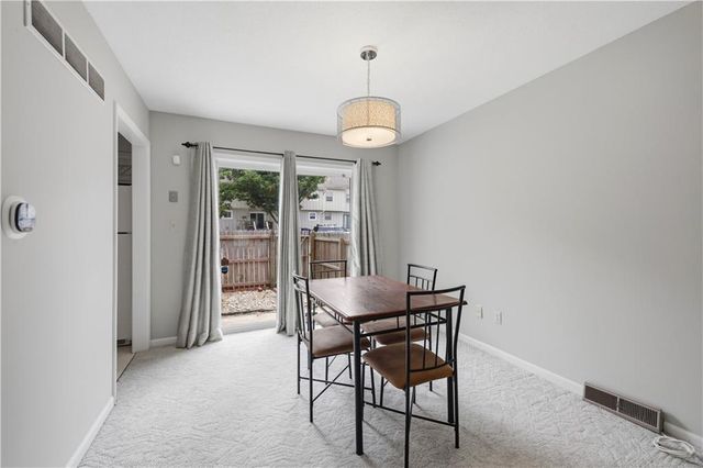 131 SW Donovan Road, Lee's Summit, MO 64063