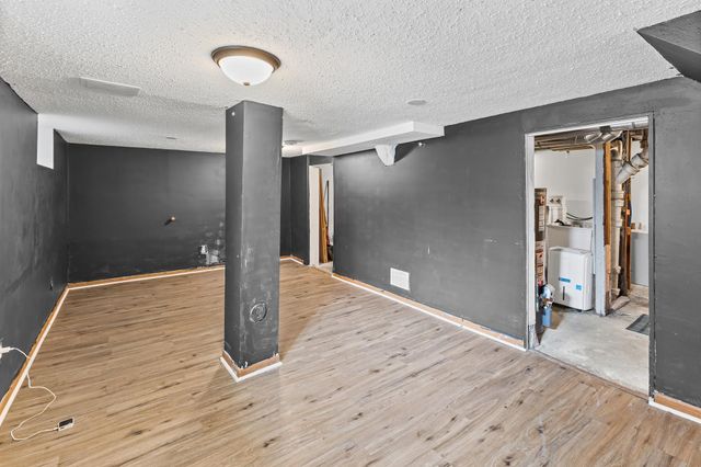 3750 Colfax Avenue N, Minneapolis, MN 55412