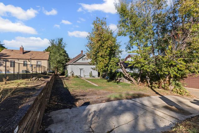 3750 Colfax Avenue N, Minneapolis, MN 55412