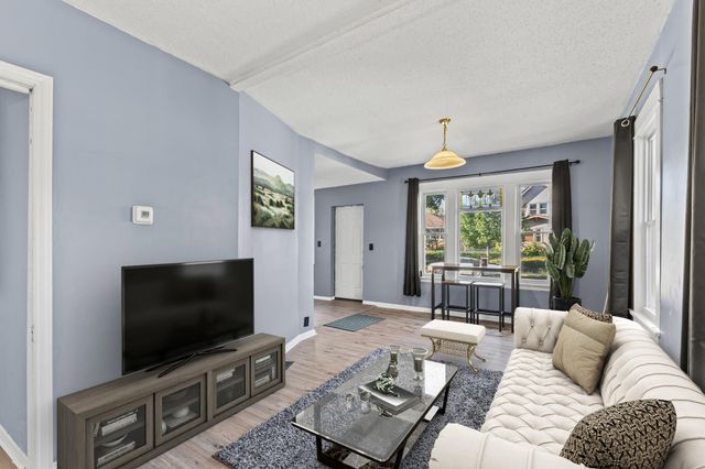 3750 Colfax Avenue N, Minneapolis, MN 55412