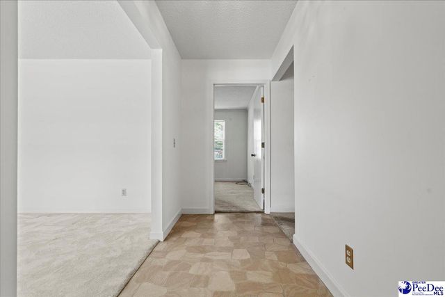 3239 W Forest Lake Dr., Florence, SC 29501