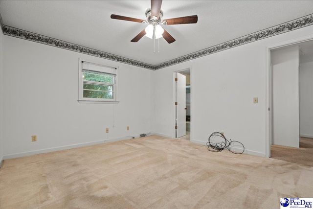 3239 W Forest Lake Dr., Florence, SC 29501