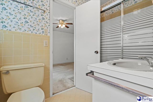 3239 W Forest Lake Dr., Florence, SC 29501