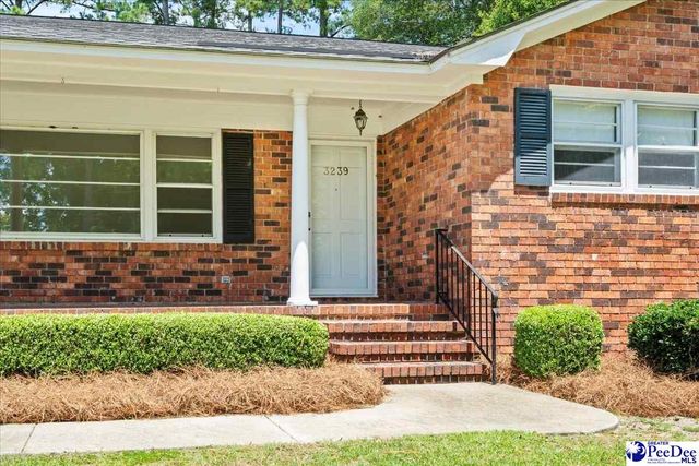 3239 W Forest Lake Dr., Florence, SC 29501
