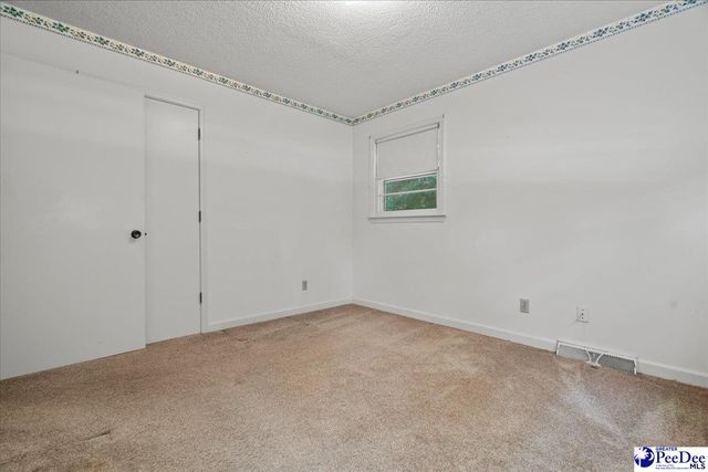 3239 W Forest Lake Dr., Florence, SC 29501