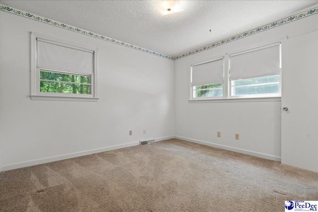 3239 W Forest Lake Dr., Florence, SC 29501