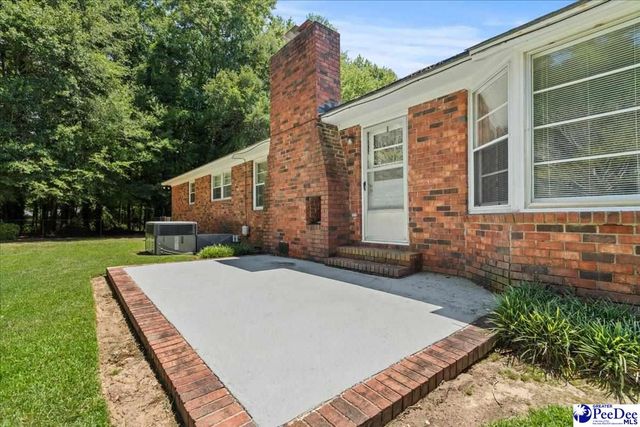 3239 W Forest Lake Dr., Florence, SC 29501