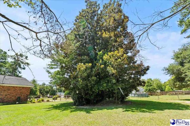 3239 W Forest Lake Dr., Florence, SC 29501