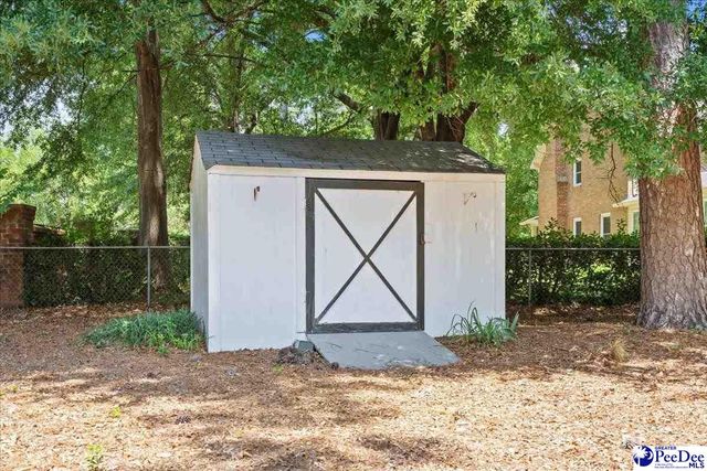 3239 W Forest Lake Dr., Florence, SC 29501