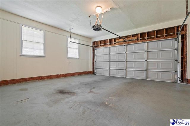 3239 W Forest Lake Dr., Florence, SC 29501
