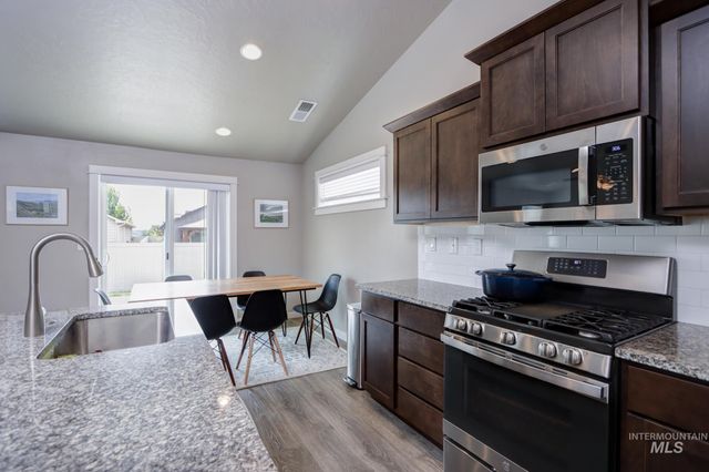 1169 N Ryde Ave, Kuna, ID 83634