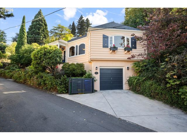 571 Nw ALPINE Ter, Portland, OR 97210