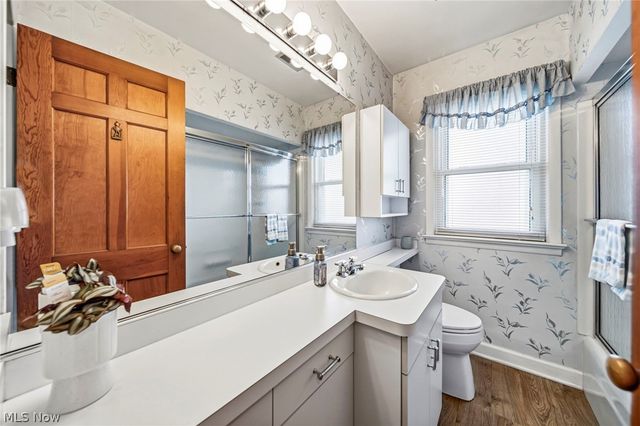 7506 Traymore Avenue, Brooklyn, OH 44144