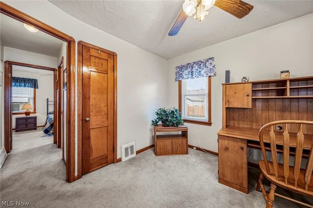 7506 Traymore Avenue, Brooklyn, OH 44144
