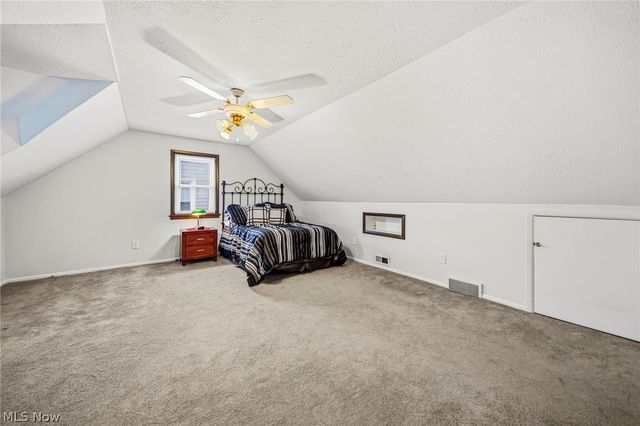 7506 Traymore Avenue, Brooklyn, OH 44144