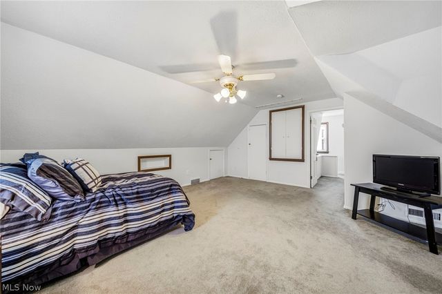 7506 Traymore Avenue, Brooklyn, OH 44144