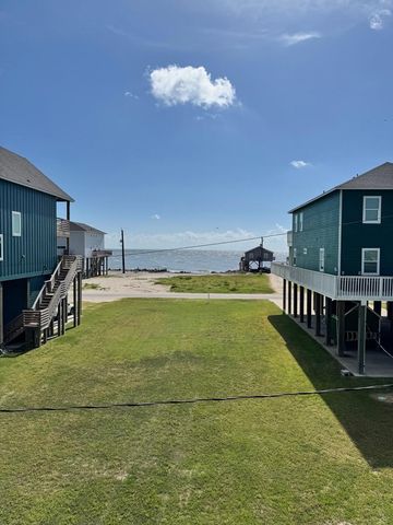 13014 Buccaneer Parkway, Freeport, TX 77541