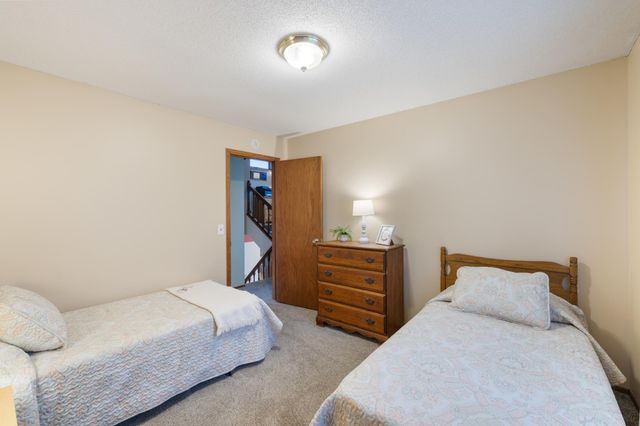 11807 Pennsylvania Avenue N, Champlin, MN 55316