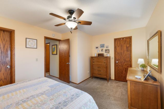 11807 Pennsylvania Avenue N, Champlin, MN 55316