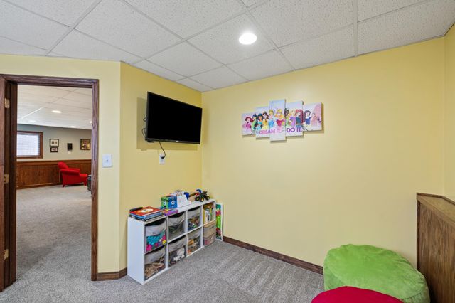 11807 Pennsylvania Avenue N, Champlin, MN 55316