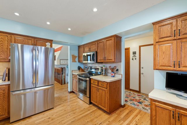 11807 Pennsylvania Avenue N, Champlin, MN 55316