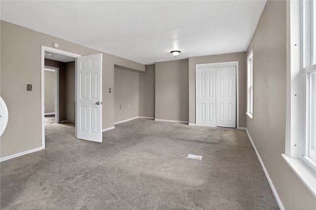 121 Clairtonica St, Crafton Heights, PA 15205