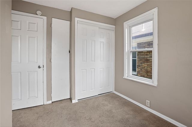 121 Clairtonica St, Crafton Heights, PA 15205