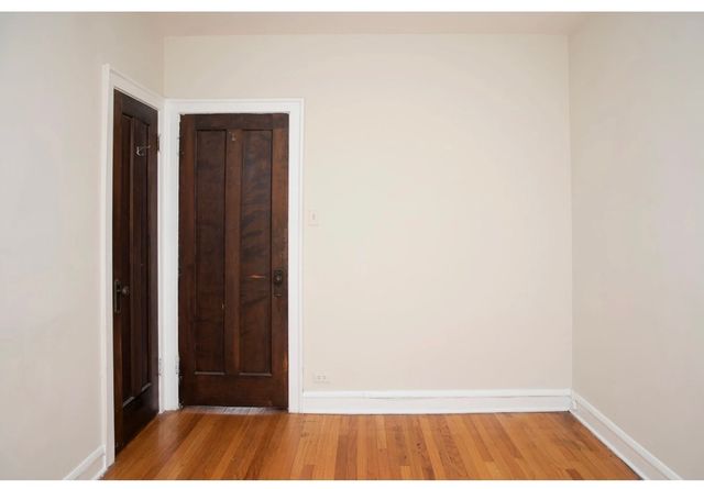 4220 N Clark Street 1, Chicago, IL 60613