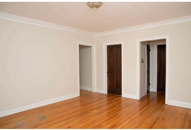 4220 N Clark Street 1, Chicago, IL 60613