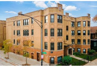 4220 N Clark Street 1, Chicago, IL 60613