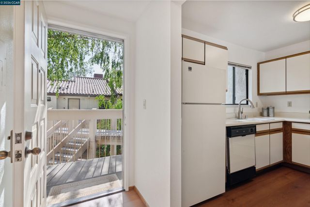 1731 S Villa Way, Walnut Creek, CA 94595