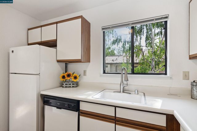 1731 S Villa Way, Walnut Creek, CA 94595