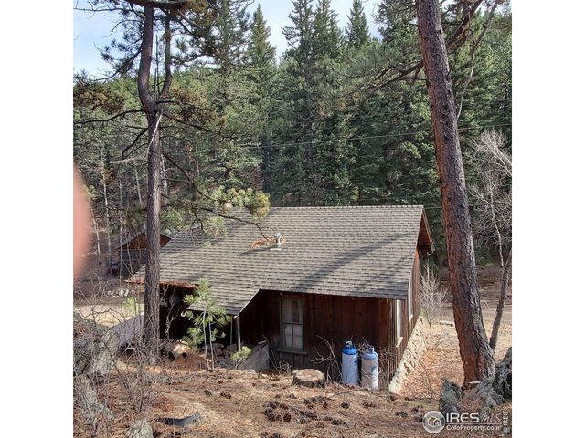 331 Fox Creek Rd, Glen Haven, CO 80532