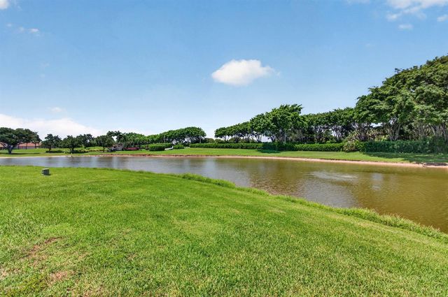 7481 Hearth Stone Avenue, Boynton Beach, FL 33472
