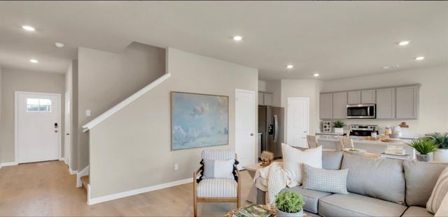 257 Frogmore LOOP, Kyle, TX 78640