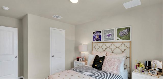 257 Frogmore LOOP, Kyle, TX 78640