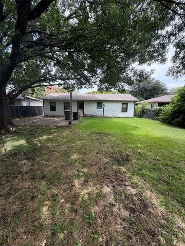 4145 Daniel Lane, Lancaster, TX 75134