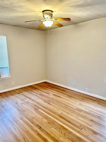 11223 Wyatt Street, Dallas, TX 75218