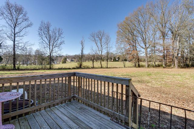 993 Alvin York Highway, Whitwell, TN 37397