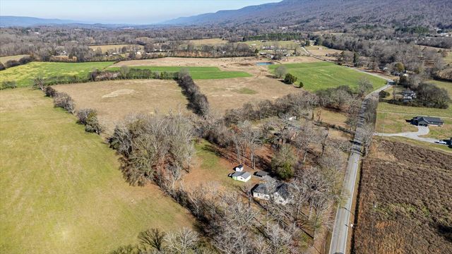 993 Alvin York Highway, Whitwell, TN 37397