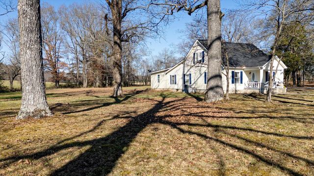 993 Alvin York Highway, Whitwell, TN 37397