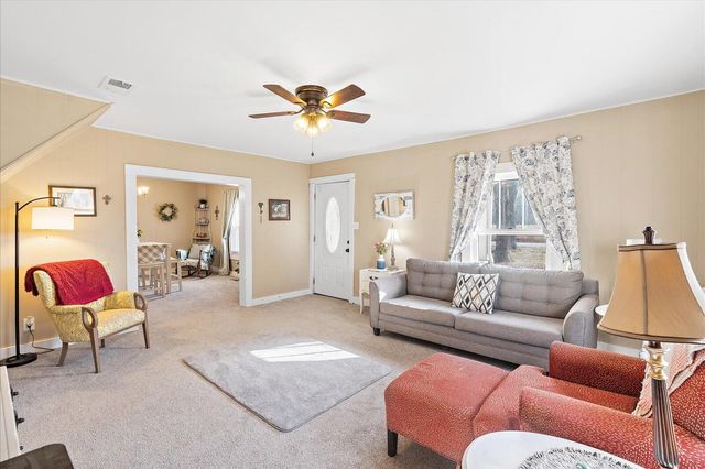 993 Alvin York Highway, Whitwell, TN 37397