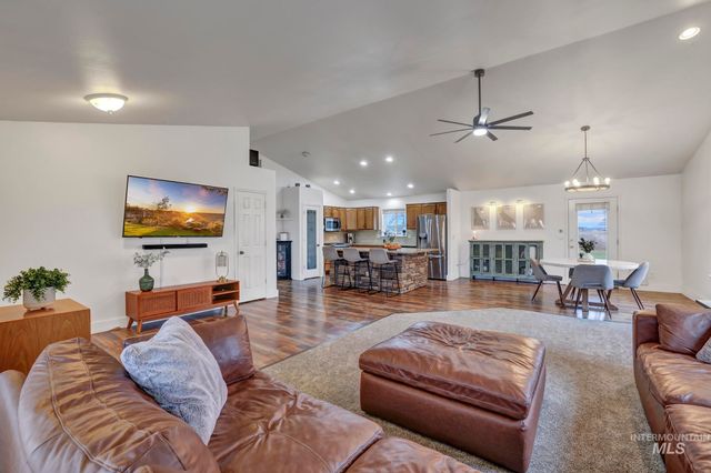 470 Golf Course Road, Jerome, ID 83338