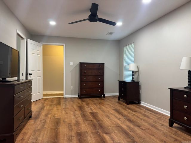 3731 Lakeshore Drive, North Little Rock, AR 72116