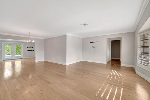 4410 NE 24th Avenue, Lighthouse Point, FL 33064