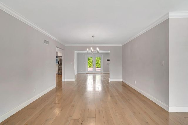 4410 NE 24th Avenue, Lighthouse Point, FL 33064