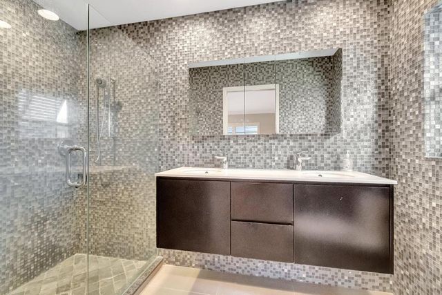 4410 NE 24th Avenue, Lighthouse Point, FL 33064